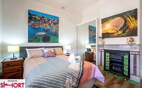 Paddington Villa 1 - Close To Town
